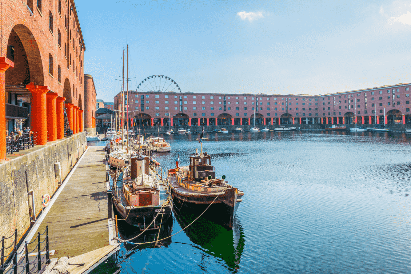 ben-cang-albert-dock