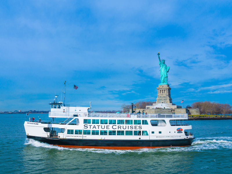 tour-du-thuyen-ngam-canh-new-york