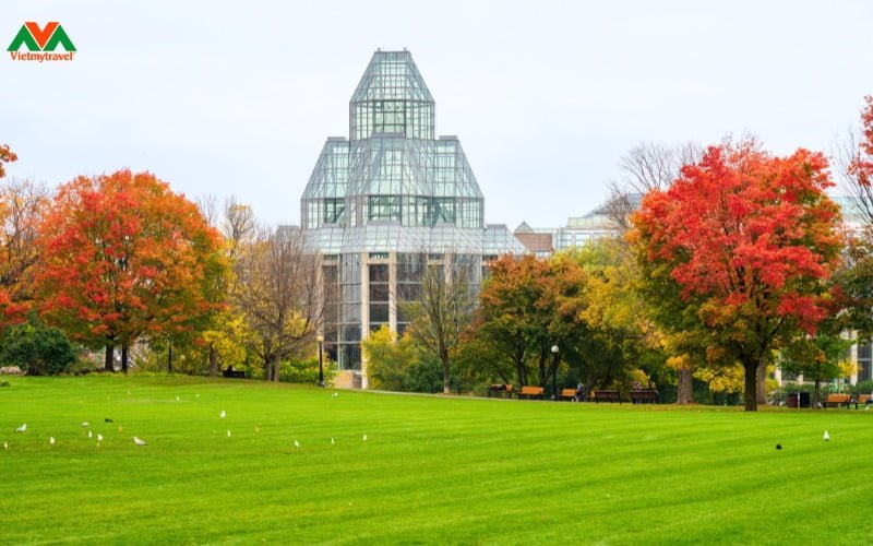 top-10-nhung-diem-tham-quan-o-ottawa-major's-hill-park