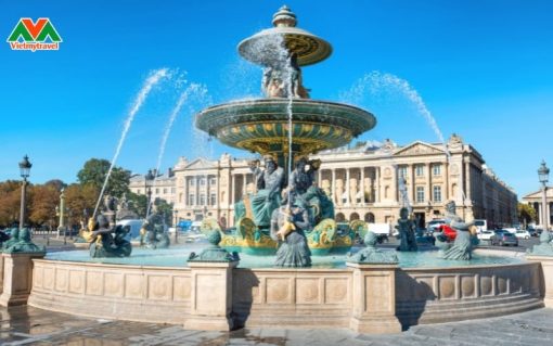 tour-chau-au-tham-quan-Place-de-la-Grand-Place