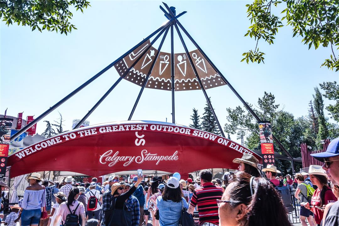le-hoi-calgary-stampede