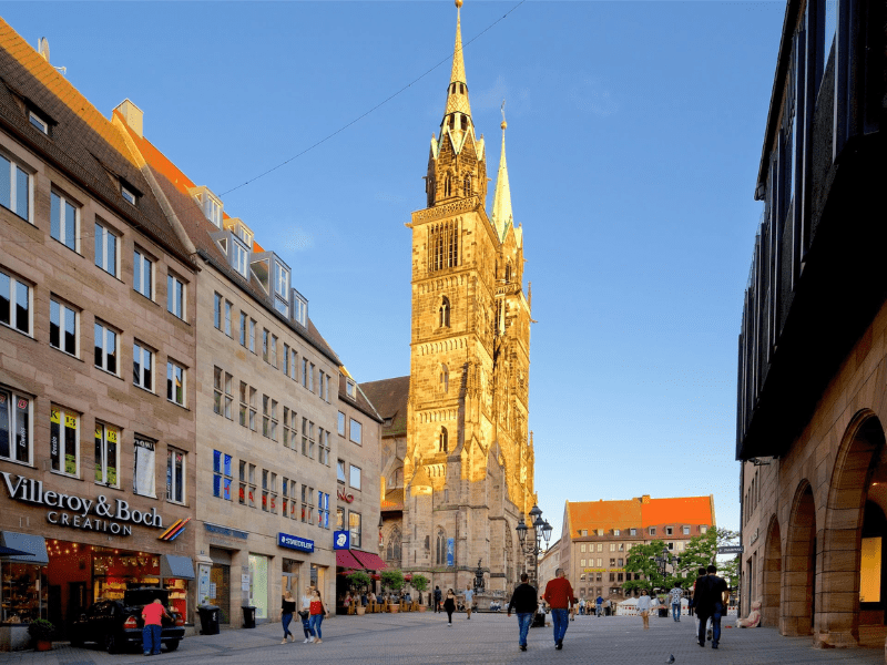 nha-tho-st-lorenz