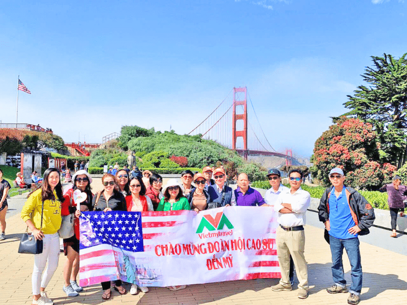 land-tour-my-lien-tuyen