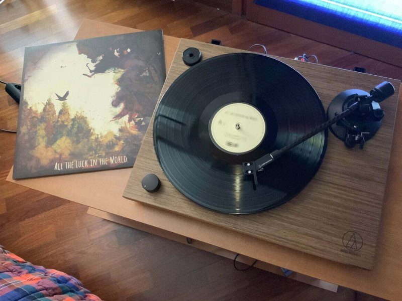 dia-than-vinyl