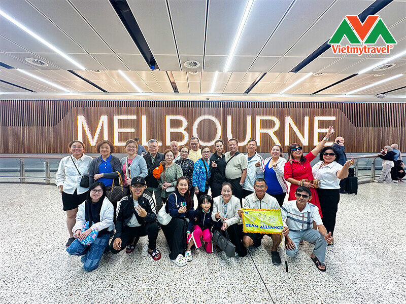 doan-khach-tai-mebourne