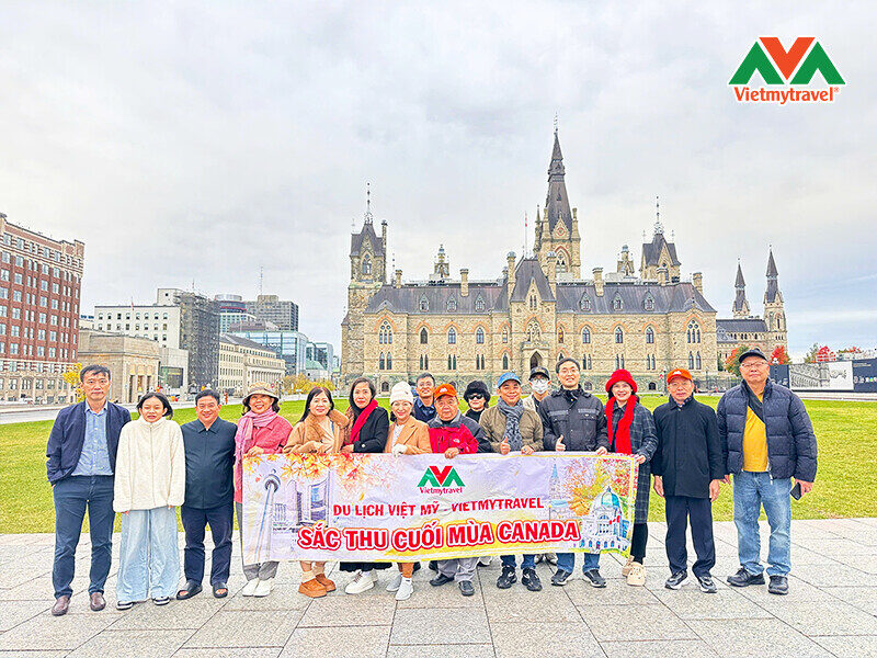 toa-nha-quoc-hoi-canada