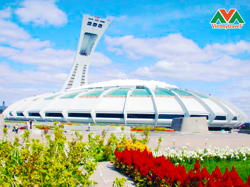 san-van-dong-olympic-montreal